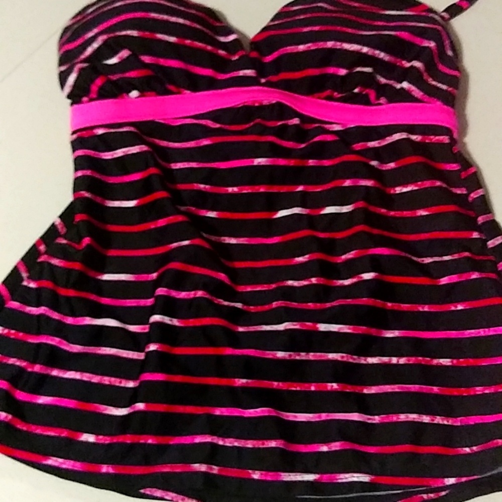 Danskin Tankini Top